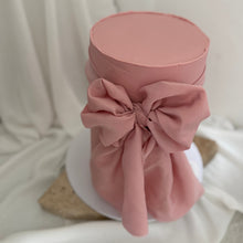 Load image into Gallery viewer, 6&quot; Bow Cake Pink⎜Extended Height
